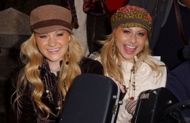 Aly and Aj pic #342610
