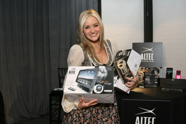 photo 23 in Aly and Aj gallery [id487868] 2012-05-14 00:00:00