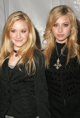 Aly and Aj pic #334459