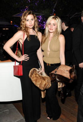 photo 29 in Aly and Aj gallery [id741840] 2014-11-21 00:00:00