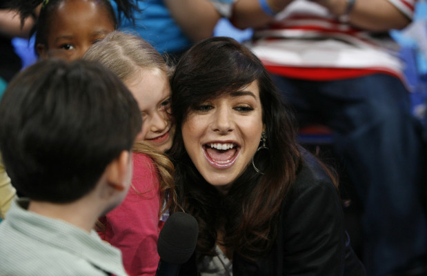 photo 19 in Alyson Hannigan gallery [id565185] 2013-01-15 00:00:00