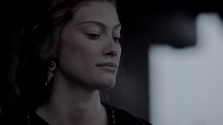 Alyssa Sutherland pic #942180