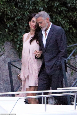 Amal Clooney pic #1179499