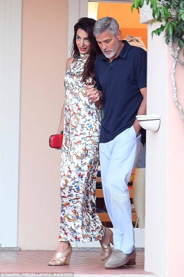 Amal Clooney pic #1140985
