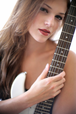 photo 4 in Amanda Righetti gallery [id239116] 2010-02-25 00:00:00