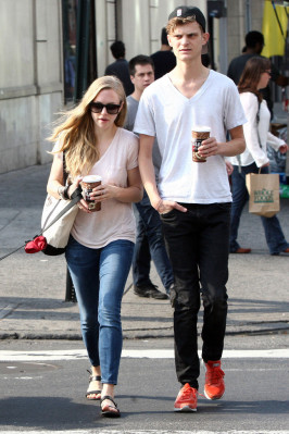Amanda Seyfried pic #633674
