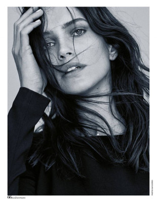 Amanda Wellsh pic #1101383