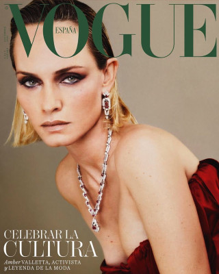 Amber Valletta pic #1240991