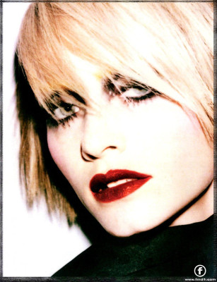 Amber Valletta pic #146496