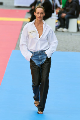 Amber Valletta pic #1341922