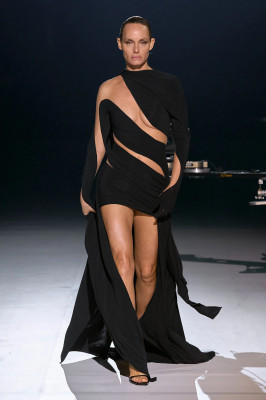 Amber Valletta pic #1322024