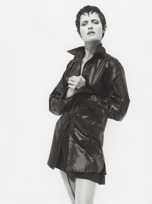 Amber Valletta pic #1335091