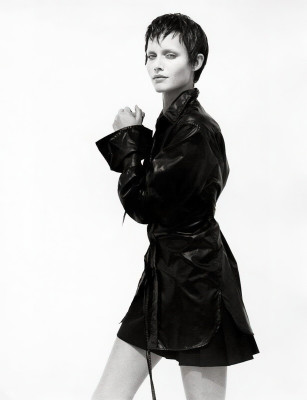 Amber Valletta pic #1335090