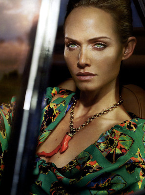 Amber Valletta pic #168611