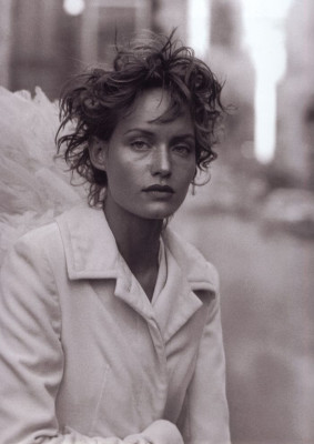 Amber Valletta pic #168519