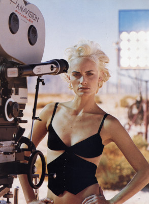 Amber Valletta pic #72605
