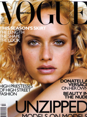 Amber Valletta pic #214805
