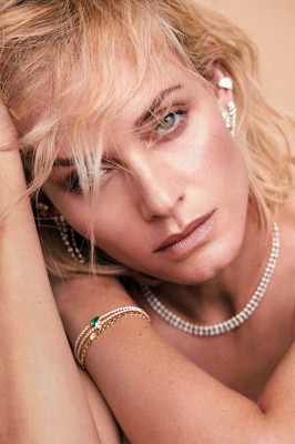 Amber Valletta pic #1196262