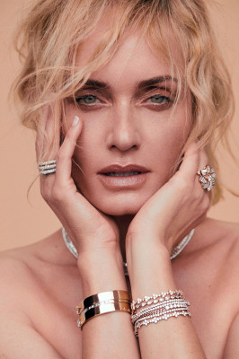 Amber Valletta pic #1196258