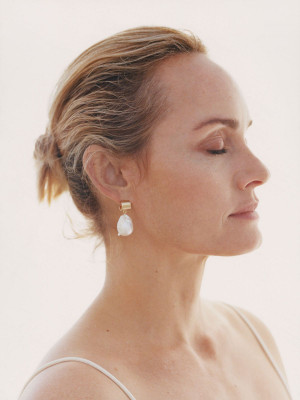 Amber Valletta pic #1199504