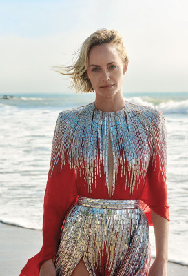 Amber Valletta pic #1207800