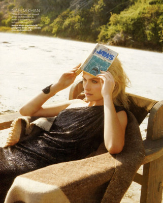 Amber Valletta pic #205840