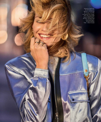 Amber Valletta pic #1008088