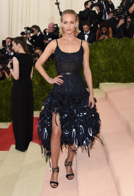 Amber Valletta pic #850462