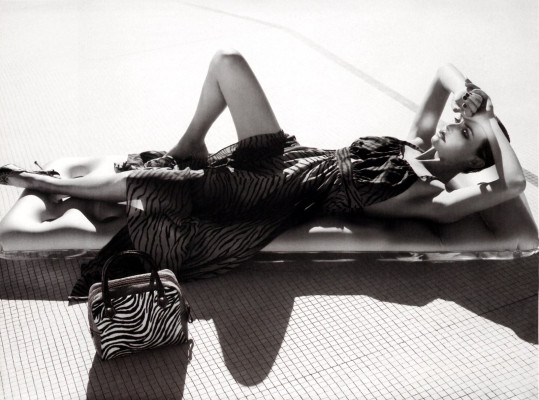Amber Valletta pic #28265