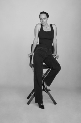 Amber Valletta pic #1374100