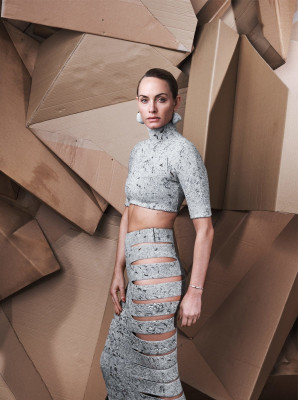 Amber Valletta pic #1328632