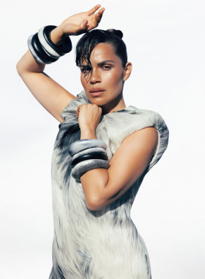 America Ferrera – for Vogue Mexica, October 2025