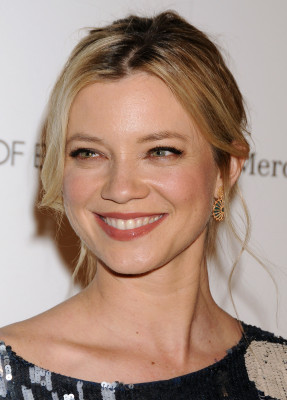 Amy Smart pic #330597