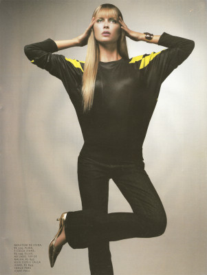 photo 9 in Ana Claudia Michels gallery [id310233] 2010-11-29 00:00:00