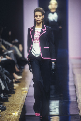 photo 17 in Ana Beatriz Barros gallery [id1326172] 2023-04-18 00:00:00