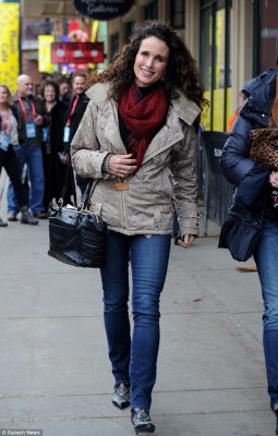 Andie Macdowell pic #758065