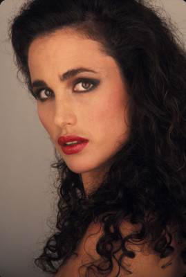 Andie Macdowell pic #285504