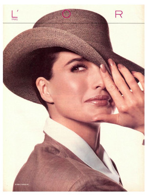 Andie Macdowell pic #133900