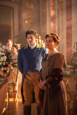 Aneurin Barnard pic #840415