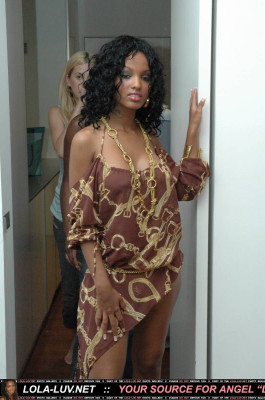 Angel Lola Love pic #148747