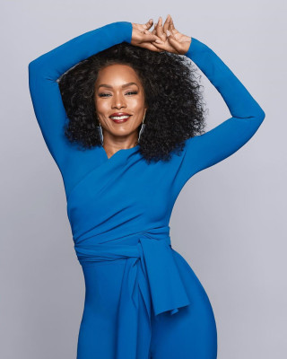 Angela Bassett pic #1171494