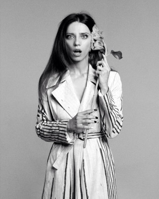 Angela Sarafyan pic #957750