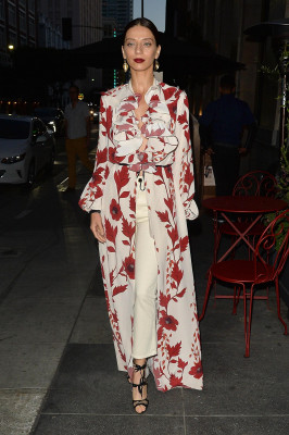 Angela Sarafyan pic #1037801