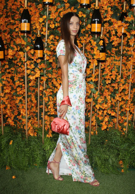 Angela Sarafyan pic #1073693