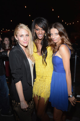 Angela Sarafyan pic #904665