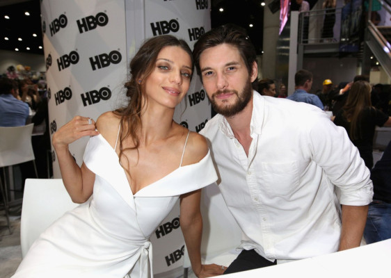Angela Sarafyan pic #952147