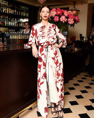 Angela Sarafyan pic #1040601