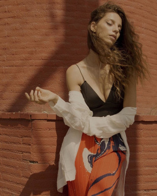 Angela Sarafyan pic #923438