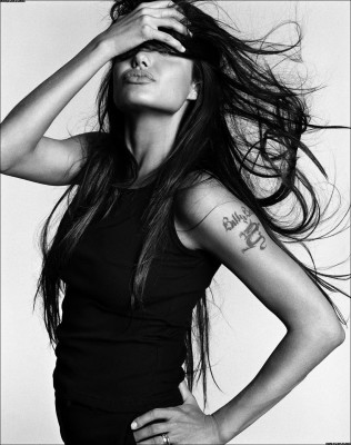Angelina Jolie pic #883419