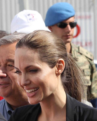 Angelina Jolie pic #533664